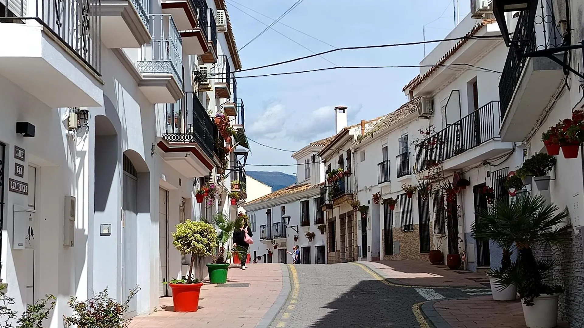埃斯特波纳Bahia De La Plata公寓 0*, 埃斯特波纳 西班牙
